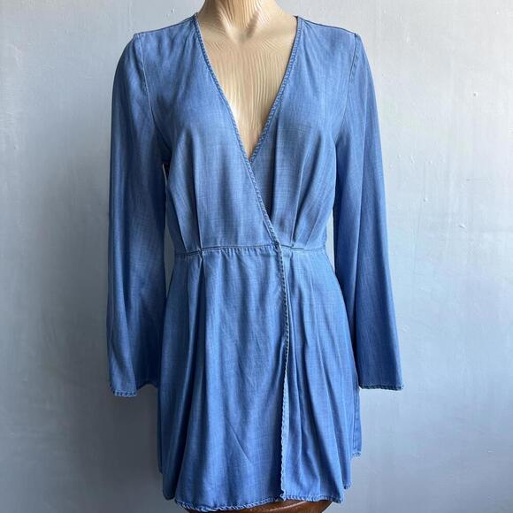 Guess LA Western Small Chambray Blue V Neck Wrap Mini Dress Long Bell Sleeve - Picture 1 of 13